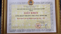 Công đoàn trường THCS Mạc Đĩnh Chi nhận Giấy khen hoàn thành xuất sắc nhiệm vụ năm học 2020 - 2021