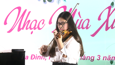ẢNH ĐẸP VỀ BUỔI HÒA NHẠC : "KHÚC NHẠC MÙA XUÂN"