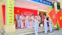 Tưng bừng lễ khai giảng năm học 2014 - 2015