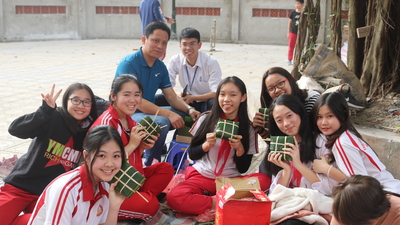 NGÀY HỘI MÙA XUÂN