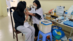 Học sinh khối 9 trường THCS Mạc Đĩnh Chi hoàn thành tiêm mũi thứ hai vắc-xin phòng Covid-19