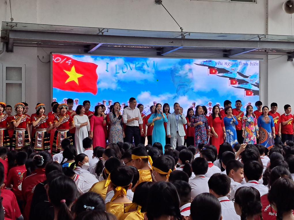 Hội diễn văn nghệ chào mừng ngày Nhà giáo Việt Nam 20/11