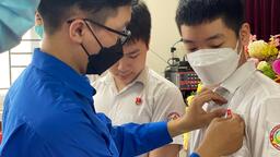 Lễ kết nạp Đoàn viên mới cho các con học sinh khối 9 trường THCS Mạc Đĩnh Chi