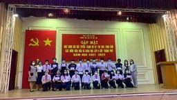 Gặp mặt học sinh các đội tuyển tham dự kì thi học sinh giỏi các môn văn hoá và khoa học lớp 9 cấp Thành phố