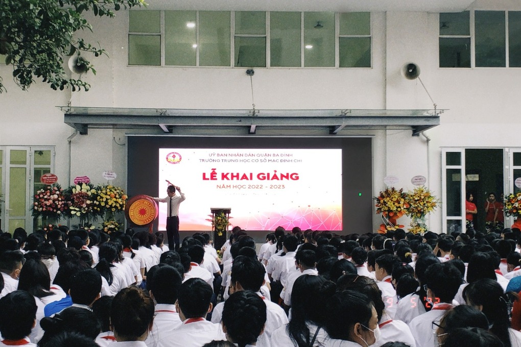 Mạc Đĩnh Chi cùng con