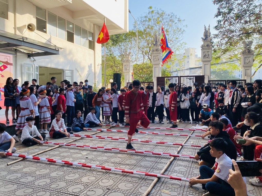 Lễ hội trò chơi dân gian