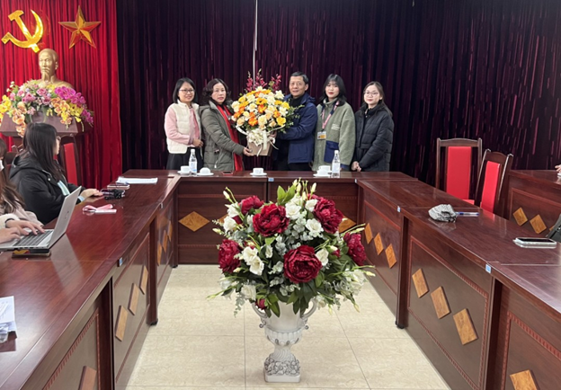 Chào đón Đoàn sinh viên Đại học Thủ Đô thực tập sư phạm