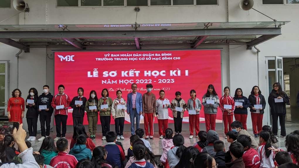 Sơ kết học kì I năm học 2022 - 2023