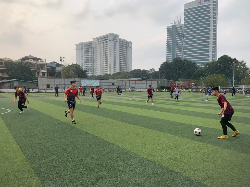 Thắng Vinschool 1 – 0, đội tuyển bóng đá nam THCS Mạc Đĩnh Chi chính thức bước vào chung kết