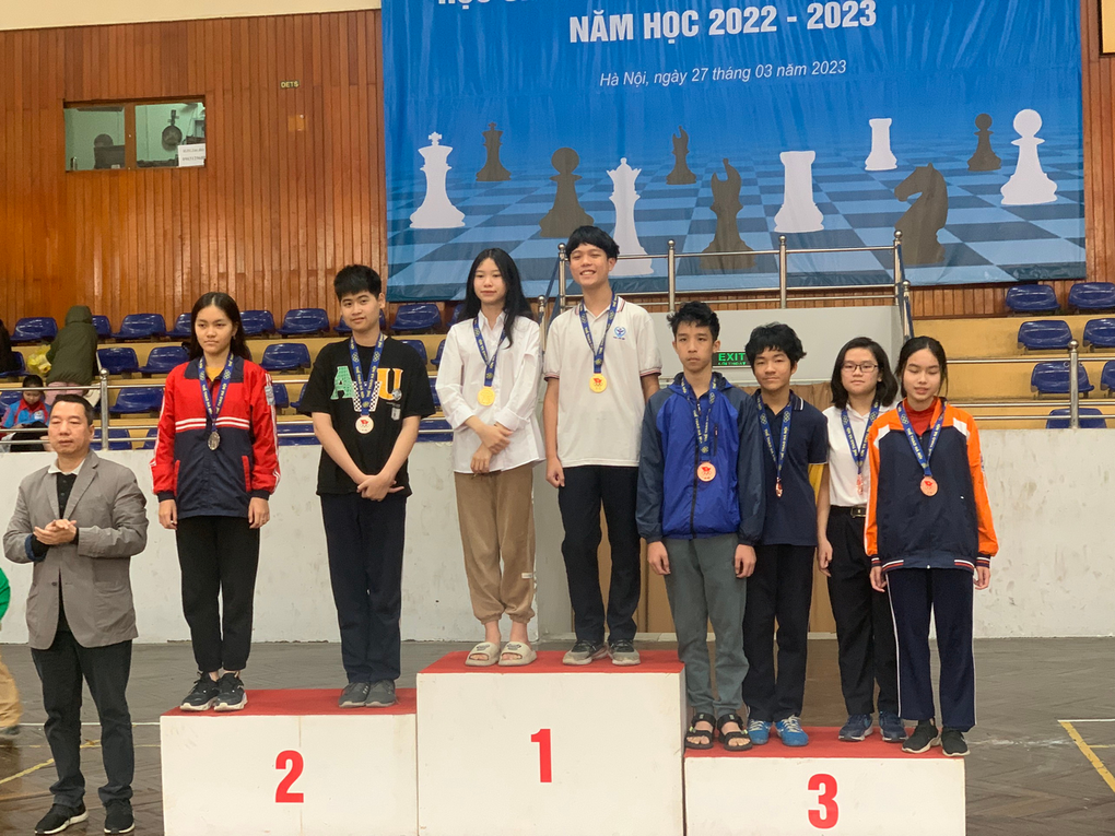 Đội tuyển cờ vua trường THCS Mạc Đĩnh Chi giành huy chương Đồng giải cờ vua học sinh phổ thông thành phố Hà Nội năm học 2022 - 2023