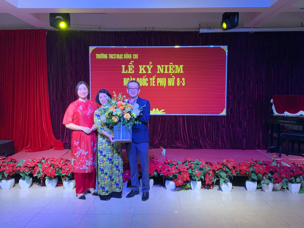 Lễ kỷ niệm ngày Quốc tế Phụ nữ 8/3