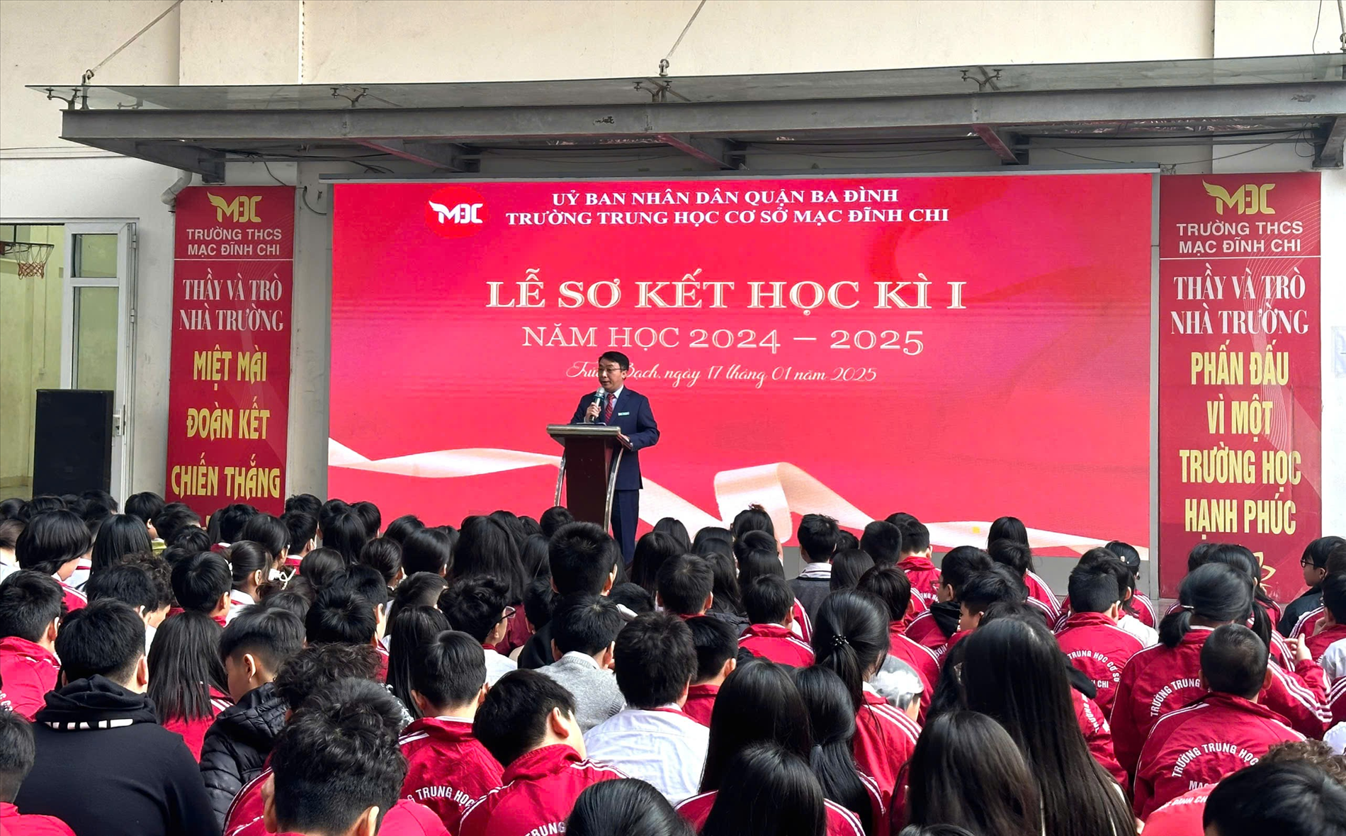 Lễ sơ kết học kỳ I năm học 2024 - 2025