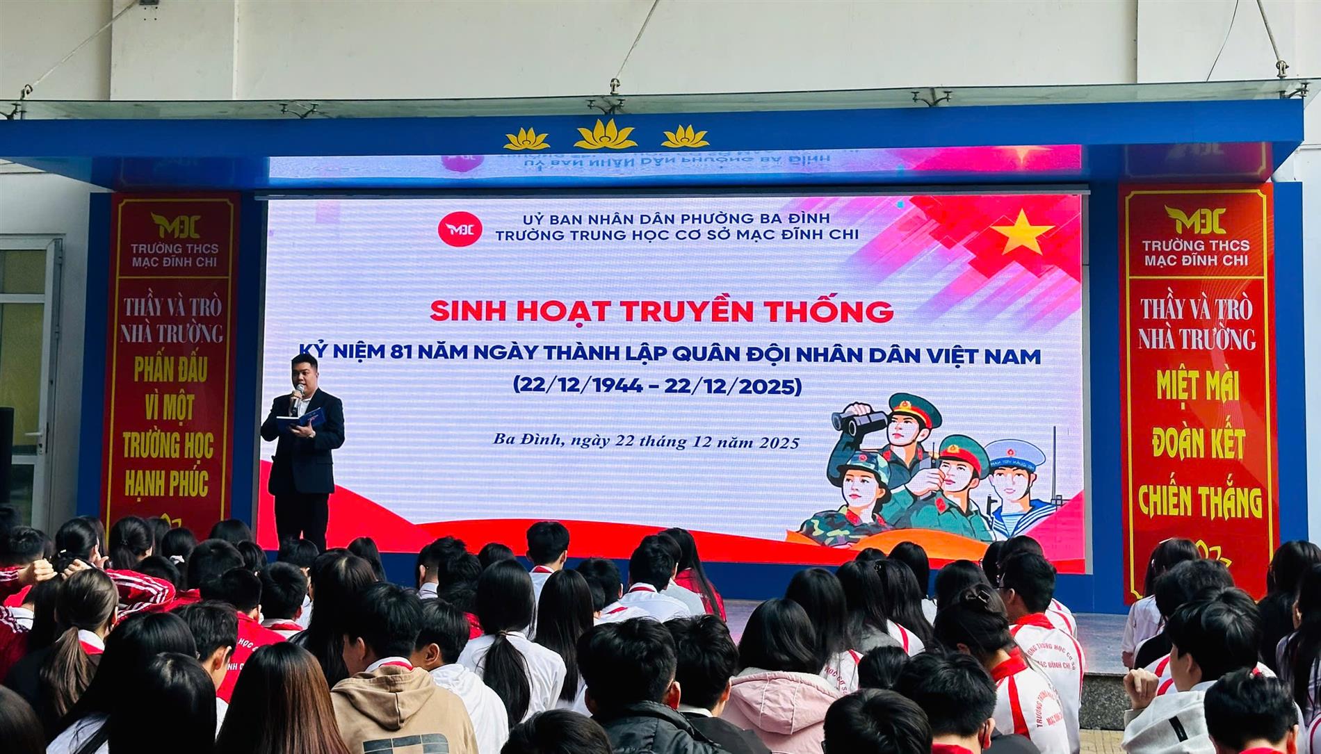 Trường THCS Mạc Đĩnh Chi tổ chức buổi sinh hoạt truyền thống kỷ niệm 81 năm ngày thành lập Quân đội Nhân dân Việt Nam (22/12/1944 – 22/12/2025)