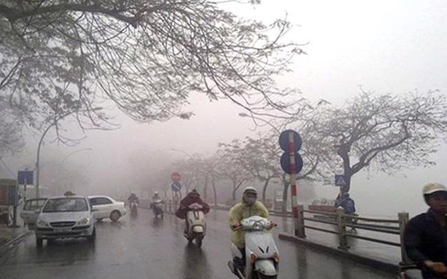 Hà Nội tăng cường các biện pháp bảo vệ sức khỏe người dân trước ảnh hưởng của rét đậm, rét hại.