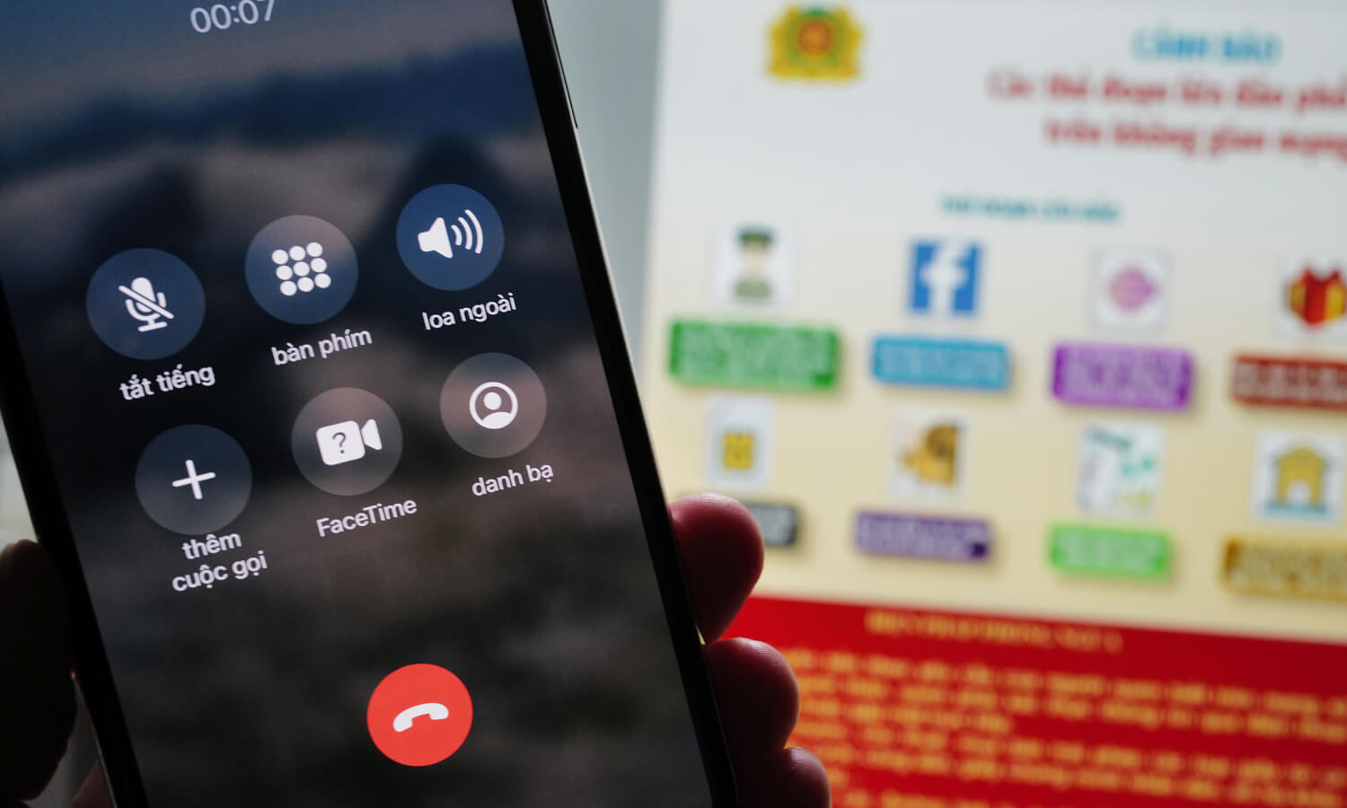 Thủ đoạn mạo danh trường học gọi điện hoàn học phí