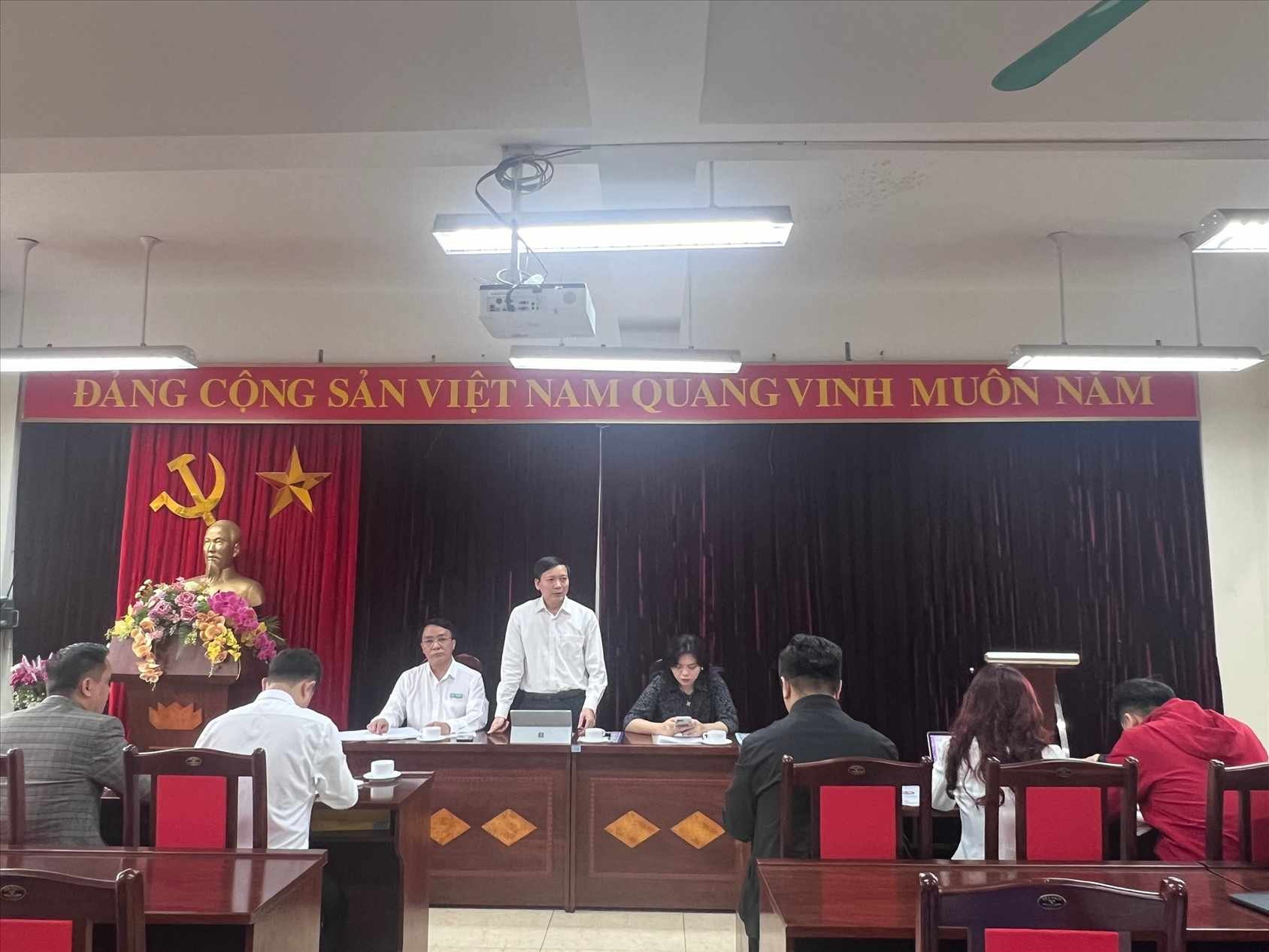 Đón đoàn kiểm tra của Phòng Giáo dục và Đào tạo quận Ba Đình