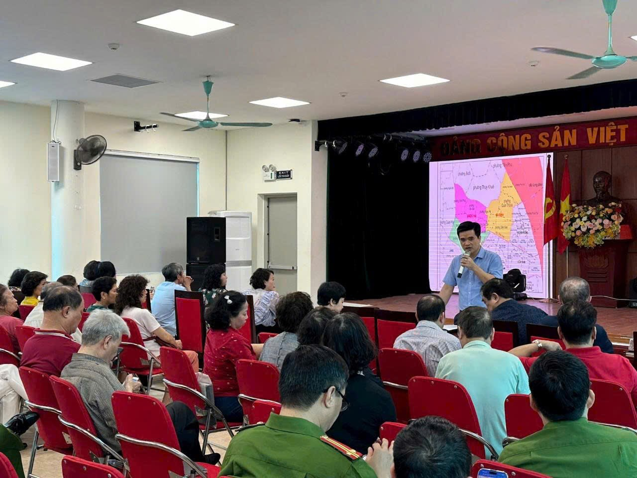 Nhân dân quận Ba Đình đồng ý với phương án sắp xếp đơn vị hành chính mới