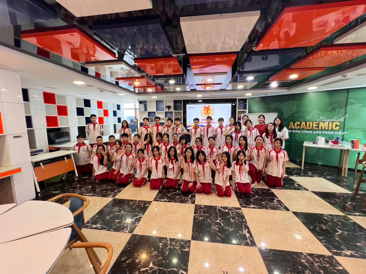 Hành trình học tập trải nghiệm đầy thú vị của lớp 6A5 trường THCS Mạc Đĩnh Chi tại Trung tâm Atlantic