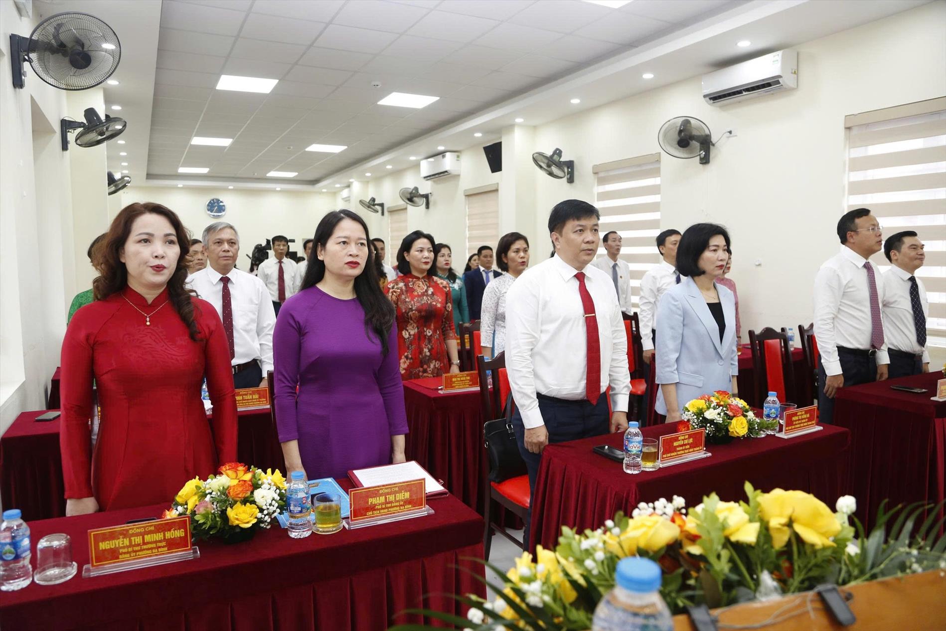 Ngày đầu vận hành chính quyền mới ở phường Ba Đình