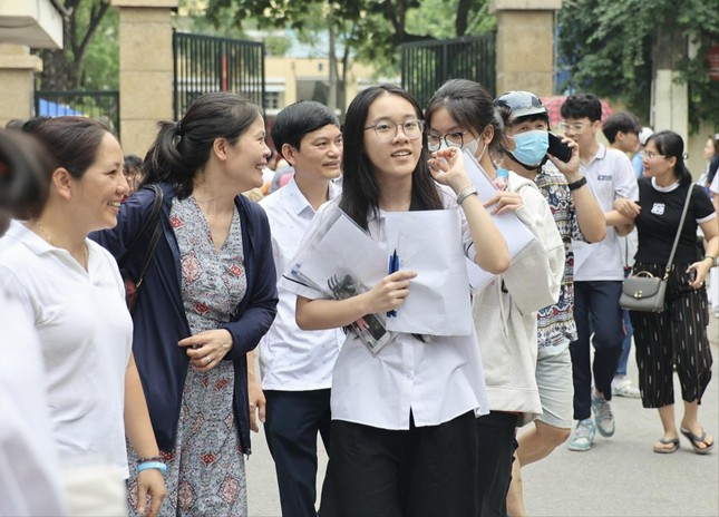 Tuyển sinh lớp 10 ở Hà Nội: Chọn sai dễ ‘trắng tay’ ảnh 1