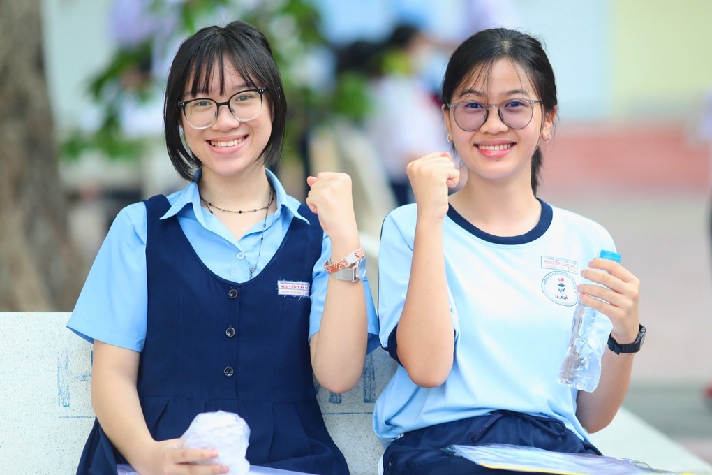 Bỏ học sinh giỏi tiểu học, học sinh tiên tiến THCS năm học 2024-2025 - 1